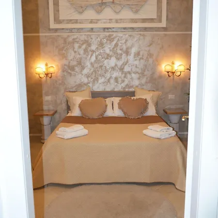 Domus Athena Apartamento Bari