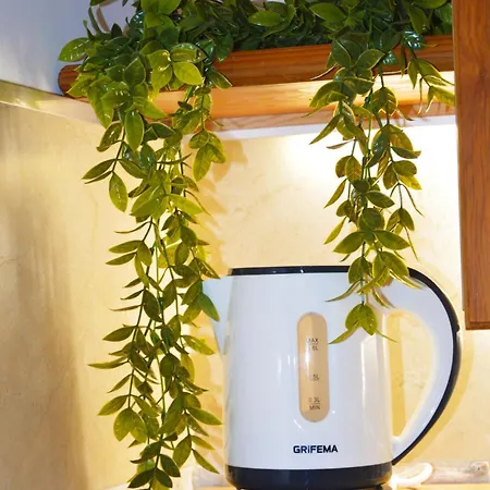 Domus Athena Appartement *